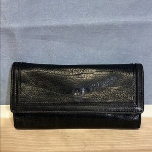 Swissgear Black Leather Wallet for womens